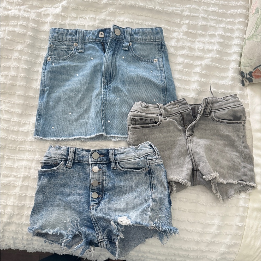 Stylish Denim and Gray Shorts Set